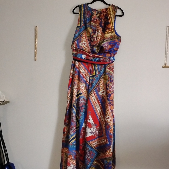 Beautiful Ladies Fall Multicolor Dress - Picture 7 of 11